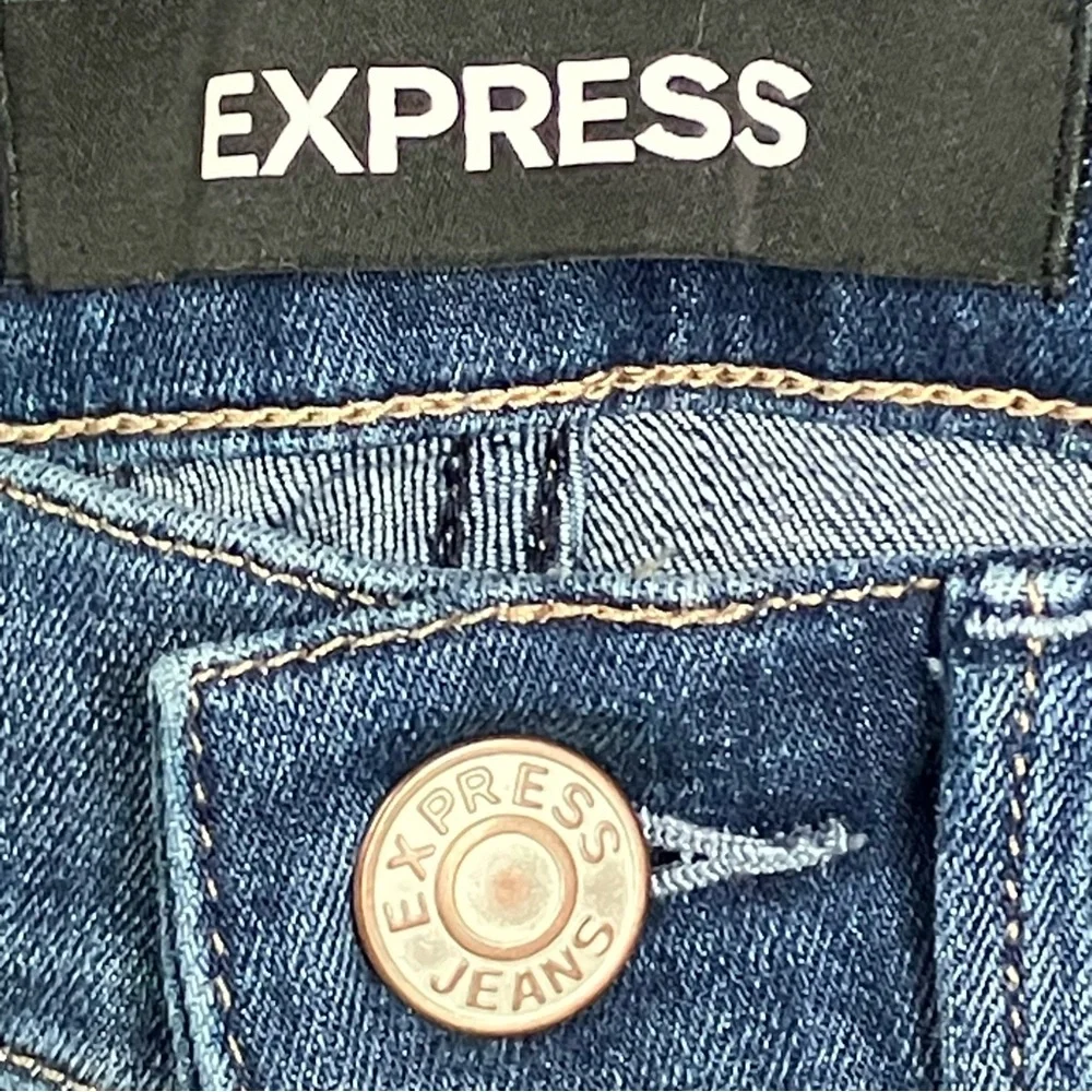 EXPRESS Mid Rise Legging Jeans Womens Sz 4R Med Wash Blue Stretch Denim Skinny - Picture 11 of 13